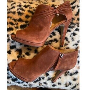 Nine West Evenly Cognac Leather. Suede Pumps US 7.5 New in Box